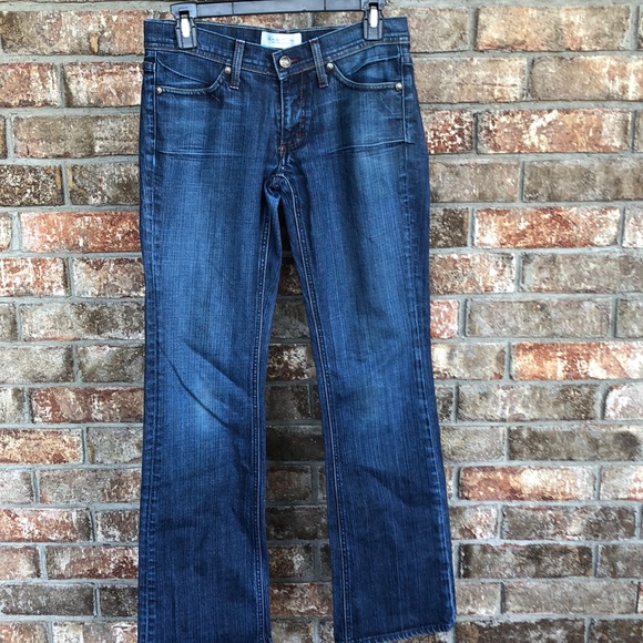 Habitual low rise stretch jeans twilight wash. Size 26 - Picture 1 of 11